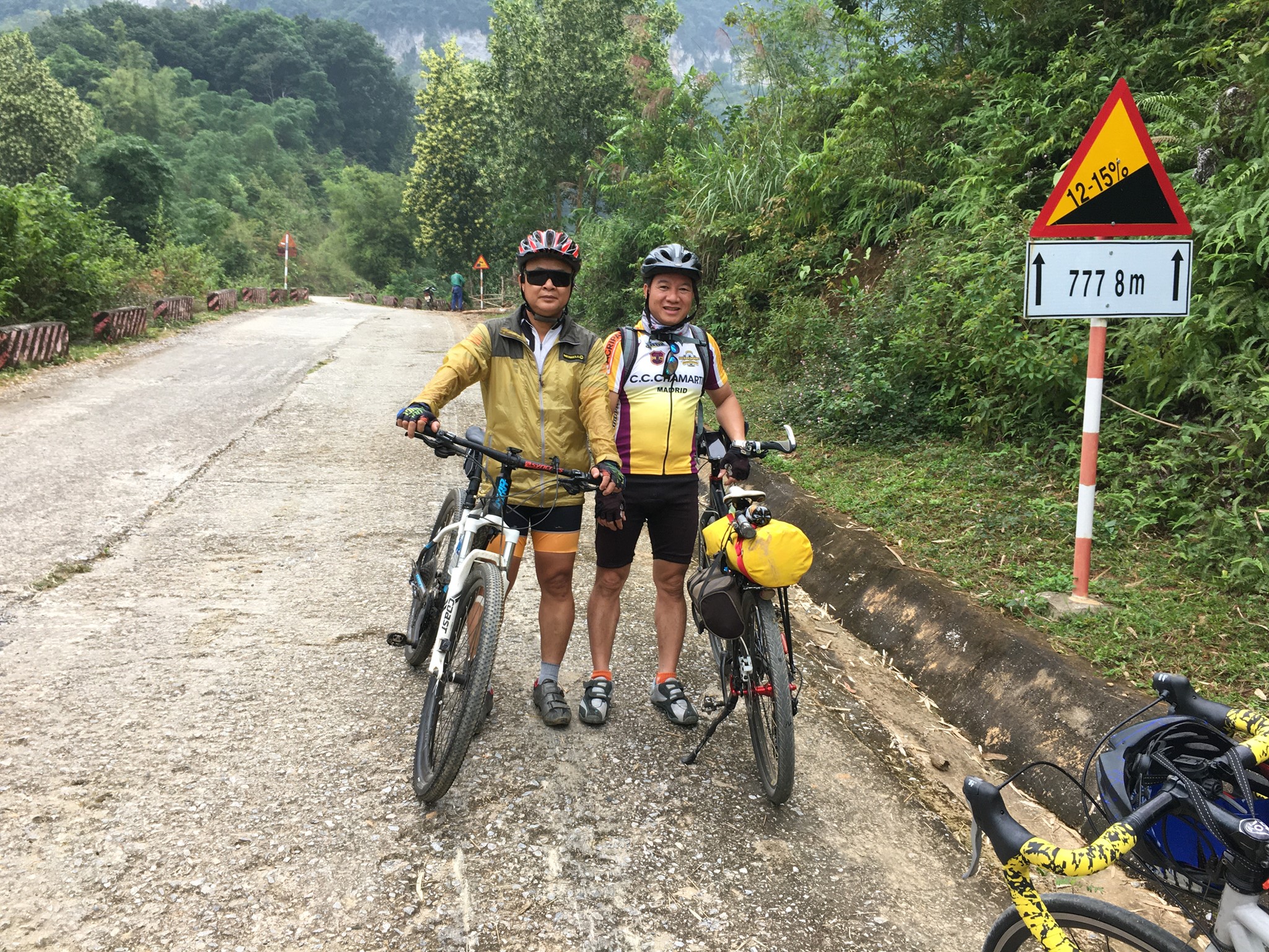 North Vietnam Bicycle Tour Mai Chau, Ninh Binh 6 Days